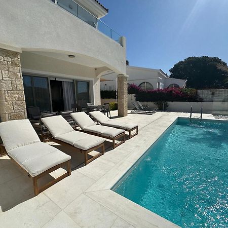 Coral Bay Beach Villa Пафос Екстер'єр фото